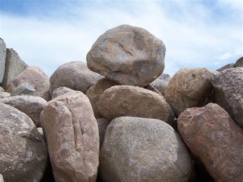 These 8 to 12-inch landscaping boulders are easy to work with and easy to maintain. Give them a light cleaning on occasion to retain their rugged beauty. Mix these granite stones with some of our other materials for amazing landscape designs! These large landscape rocks: Available by the ton (save by buying in bulk) Multi-colored, smooth, and ...